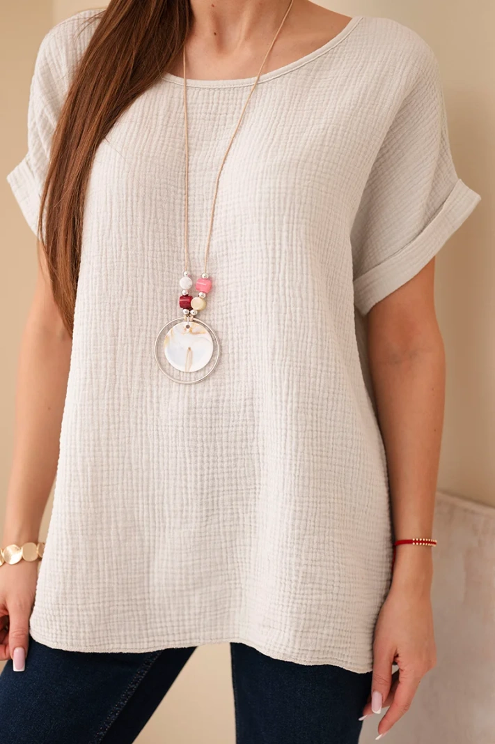 Musselin-Bluse mit Halskette beige