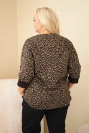 Dámská halenka Plus Size s leopardím vzorem s delším zadním dílem hnědá