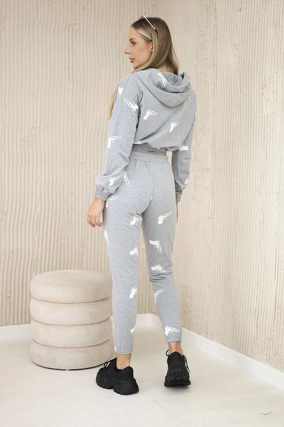 Set with printed pistols gray