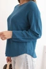 Women's sweater made of viscose with long sleeves and a round neckline sea color