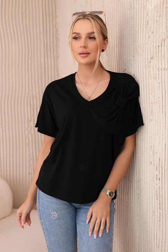 Cotton blouse with a decorative bow black