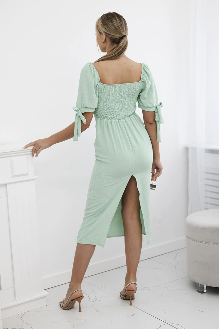 Kleid hinten gerüscht mit gebundenen Ärmeln dunkle Minze