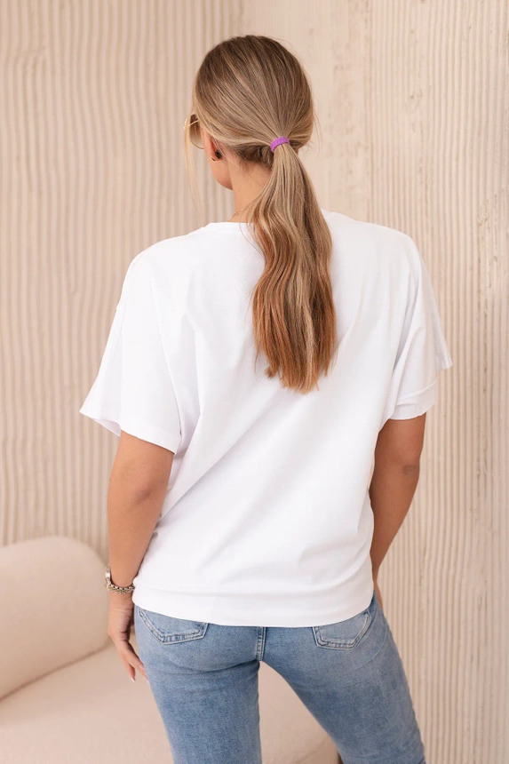 Cotton blouse with a decorative bow white