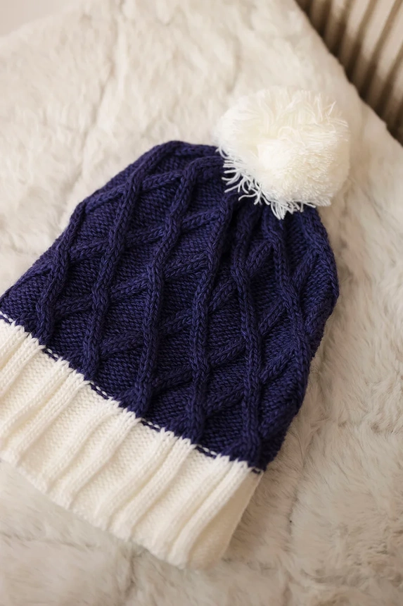 Cap with fleece Milano K203 tmavo fialová+ecru