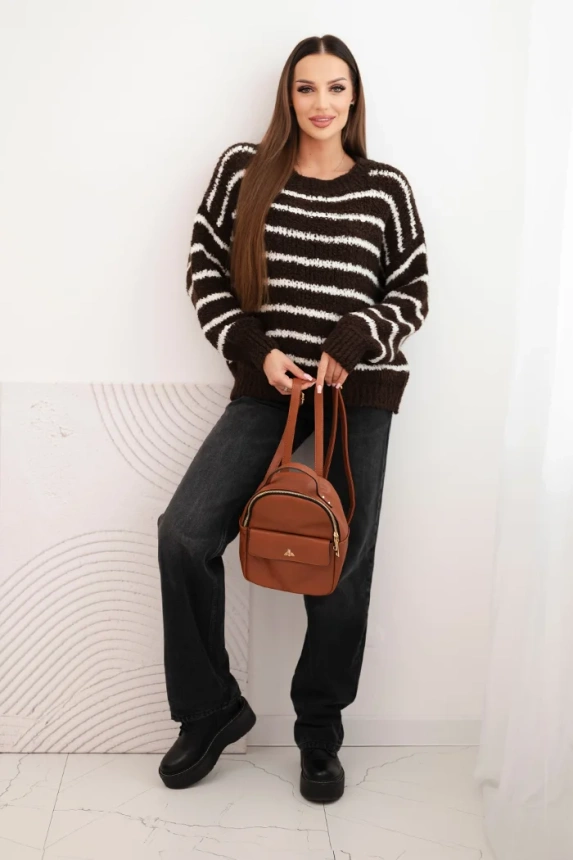 Women's loose-fitting striped sweater with wool brown