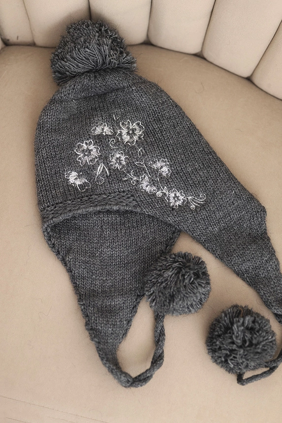 Women's long eared cap Emma K343 jeans