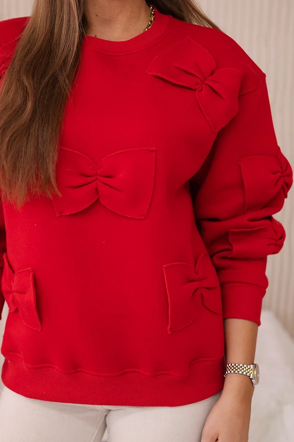 Isoliertes Sweatshirt mit Rahmen und Zierschleifen Rot