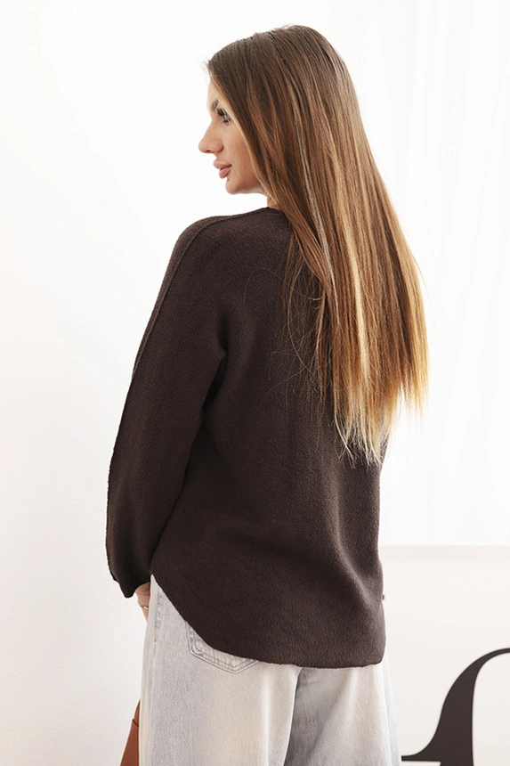 Women's viscose sweater with long sleeves and a round neckline brown