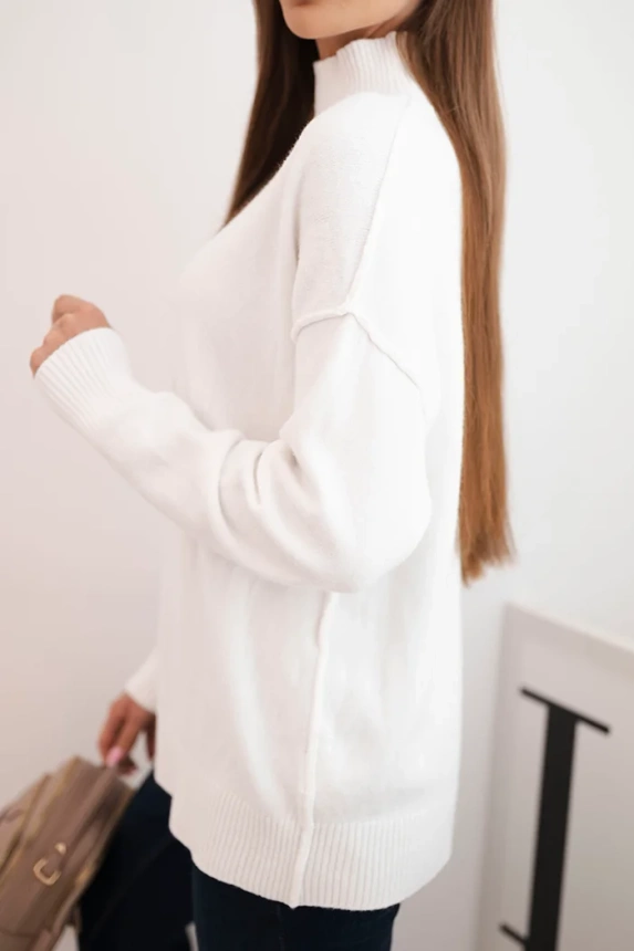 Women's viscose sweater with a ribbed turtleneck and loose fit ecru