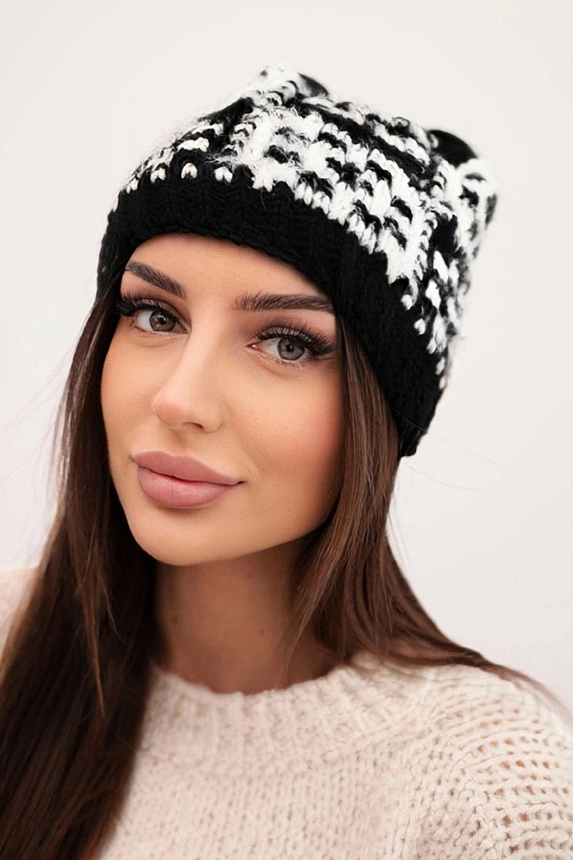 Women's wool winter hat with decorative crystals K399 black