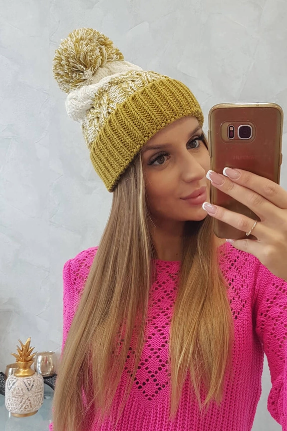 Moteriška kepurė su pomponu Abigail K326 kiwi+ecru