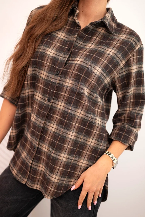 Women's cotton checkered shirt with a longer back brown + camel