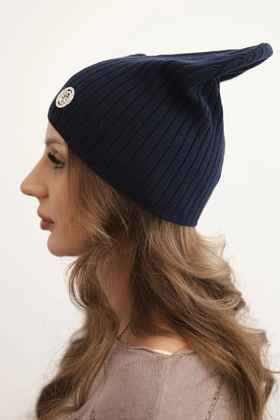 Women's ribbed hat with decorative button made of viscose and modal navy blue