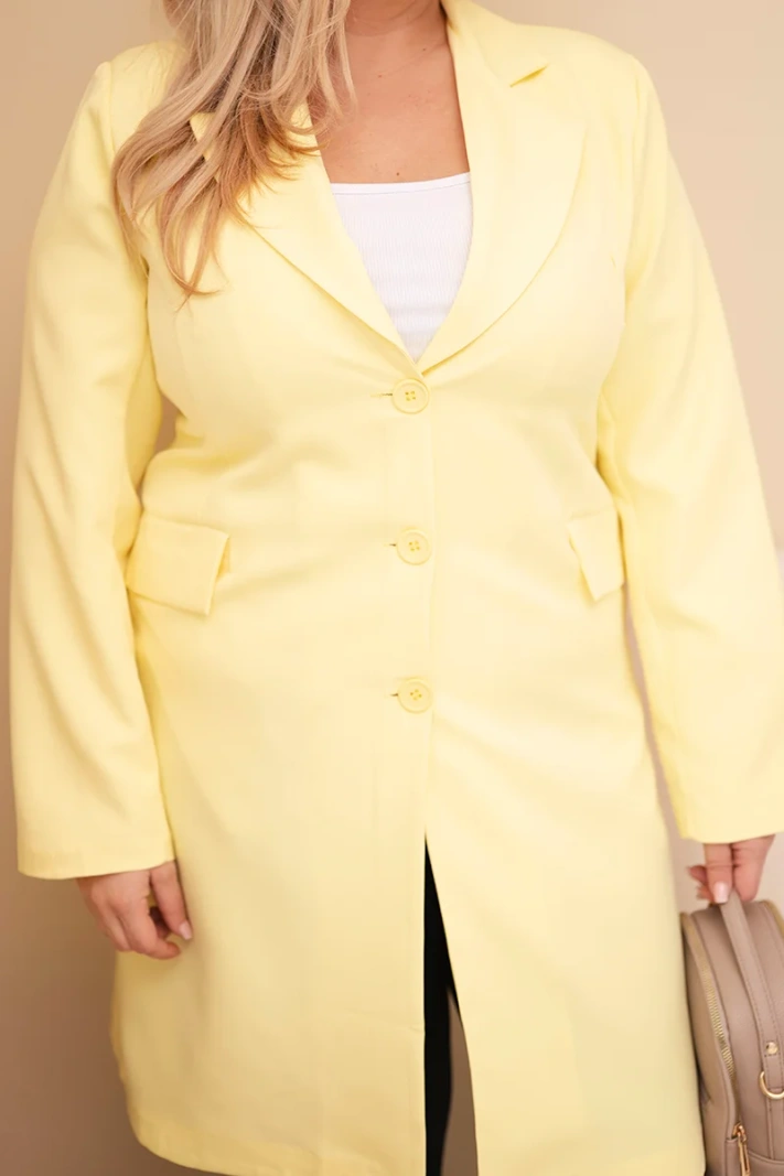 Dámsky kabát Plus Size dlhý s golierom a vreckami žltý
