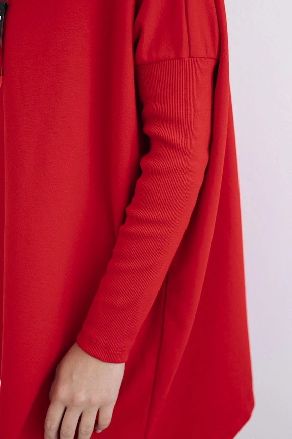 Mikina oversize s asymetrickými stranami červená