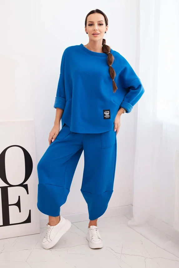 Women's tracksuit set made of thicker material with wide legs cobalt blue