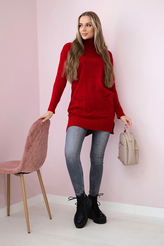 Sweater with stand-up collar red