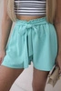 Shorts with viscose tied at the waist light mint