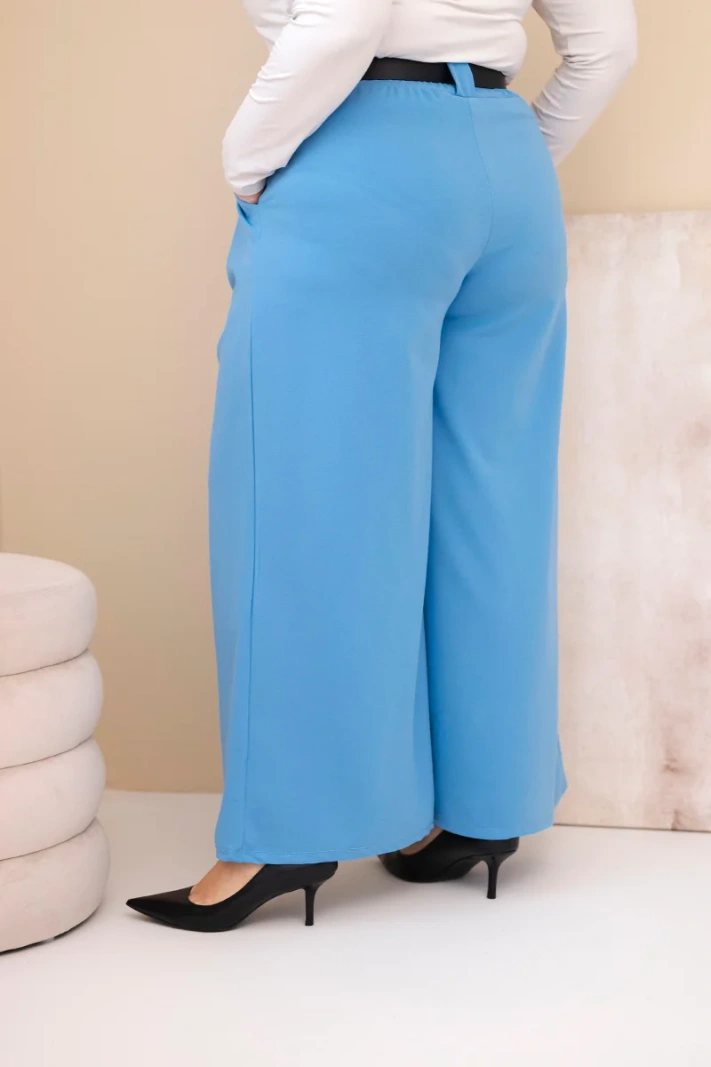 Moteriškos Plus Size vizkosinės kelnės su plačiomis kojomis ir diržu mėlynos