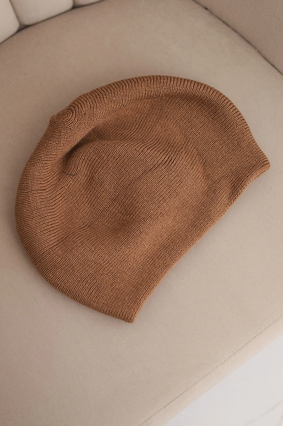 Damenmütze aus Wolle klassisch glatt Beanie K420 camel