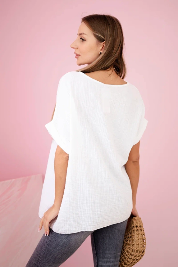 Musselin-Bluse mit Halskette weiß