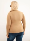 Damen Pullover Plus Size aus Viskose mit Rollkragen camelowy