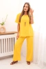 Damen-Set mit lockerer Bluse und weiter Hose gelb