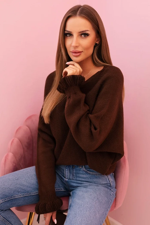 Women's mohair sweater with gathered sleeves and a back cutout brown