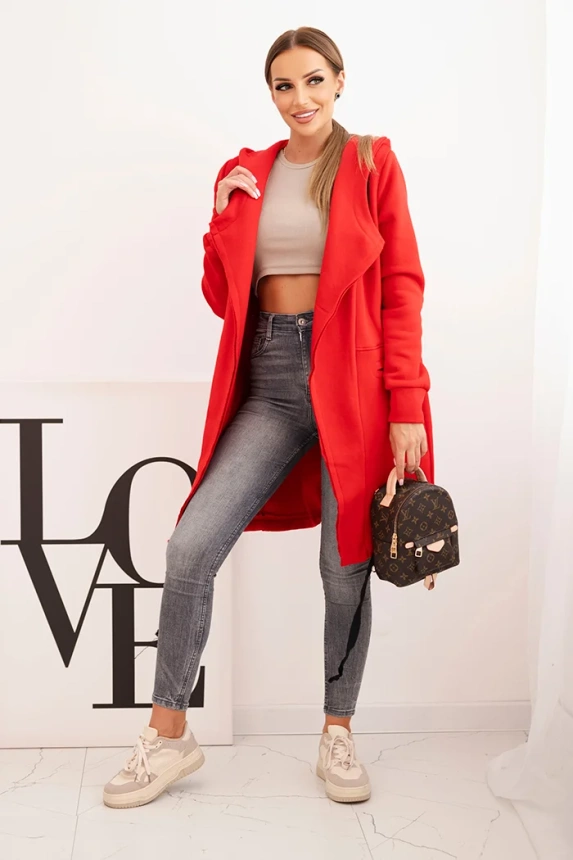 Wärmende Jacke mit Kapuze rot