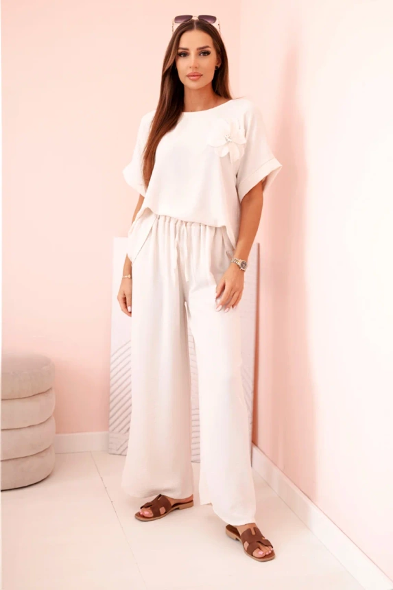 Women's viscose set with decorative flower and wide trousers - beige