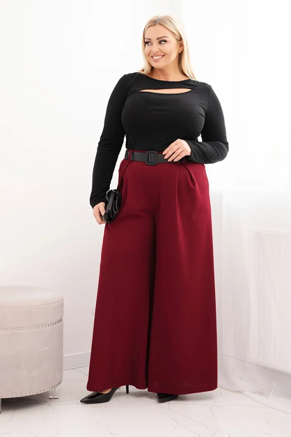 Damenhose Plus Size mit weitem Bein und Gürtel burgunderrot