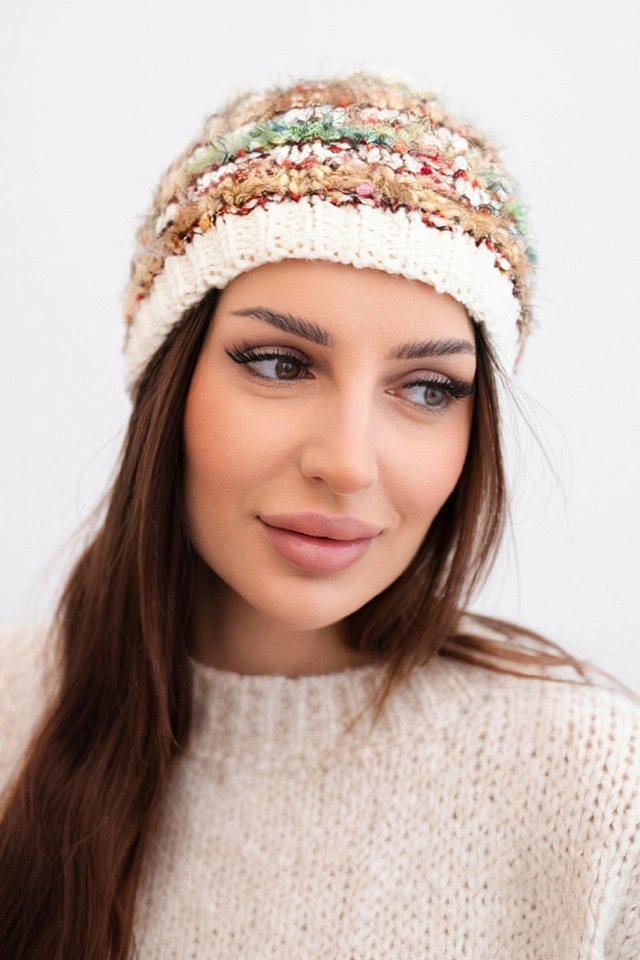 Women's wool winter hat with decorative crystals K399 black