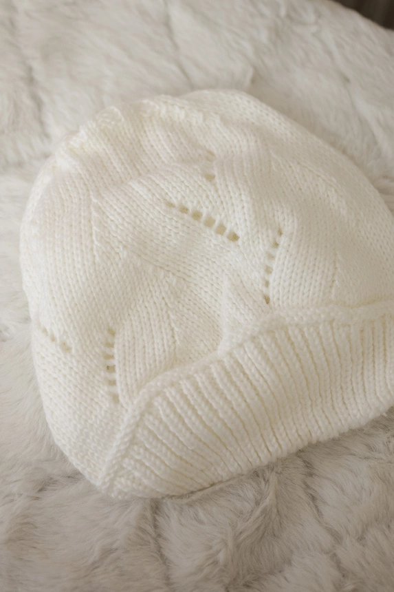 Women's cap Ingrid K371 white