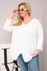 Damenbluse aus Baumwolle in Plus Size mit tiefem V-Ausschnitt und asymmetrischem Saum weißa
