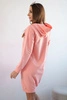 Apricotfarbenes Kleid mit Kapuze