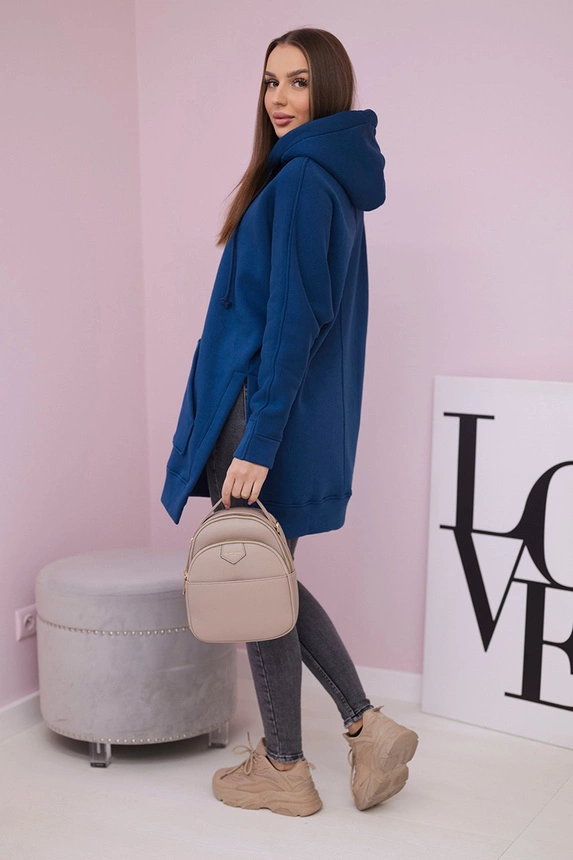 Insulated sweatshirt with slits on the sides jeans