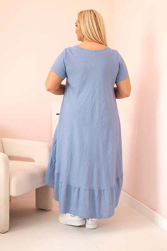 Plus size women's dress with short sleeves and ruffle made of light viscose denim